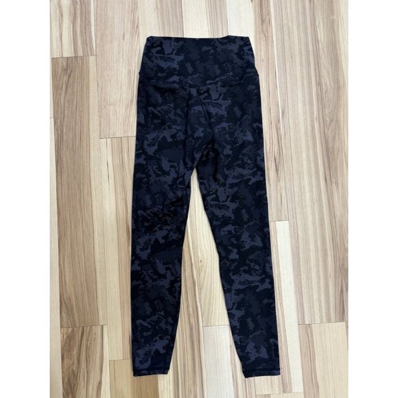 Colorfulkoala High-Waisted Camo Black Leggings Medium - Picture 4 of 4